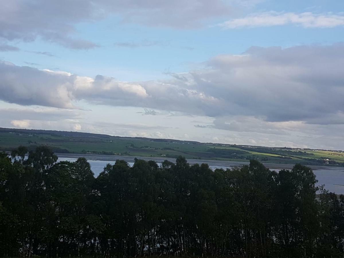 Cromarty View Guest House Accommodations & B&B Dingwall Bagian luar foto